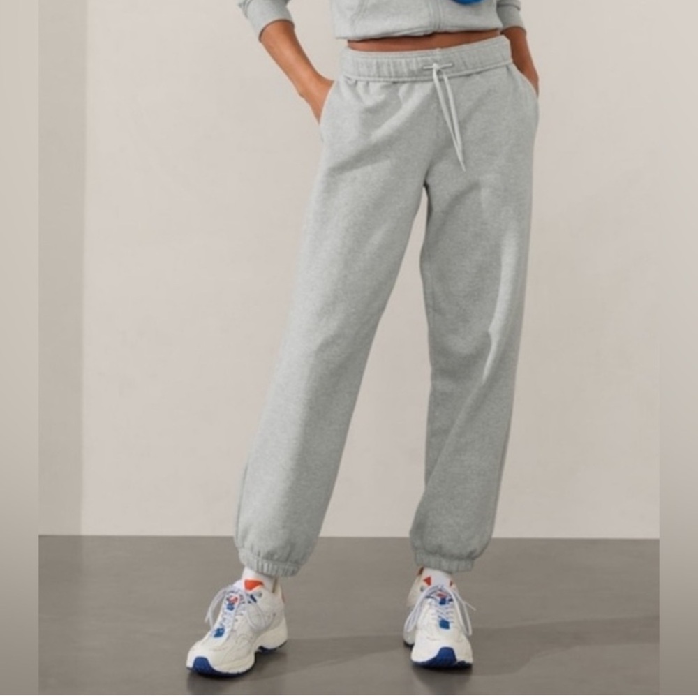 NWT ATHLETA Easy Fleece Jogger- Gray/ Size Large